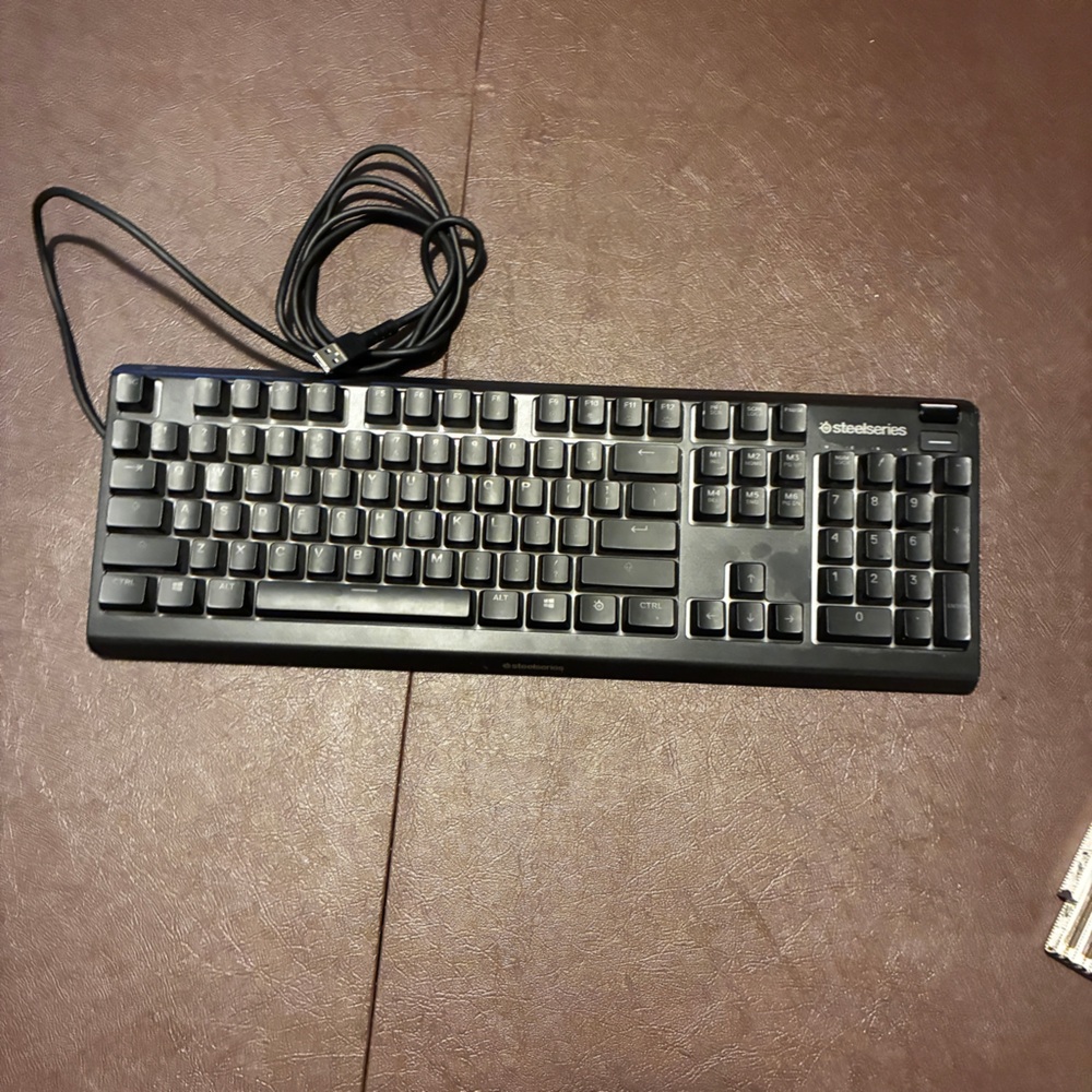 Steelseries Apex 3 Keyboard